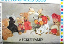 5369 MCCALLS 1976 FOREST WOLF, SQUIRREL, MOUSE, SKUNK, RABBIT, WOODCHUCK 2 SIZES PATTERN uncut